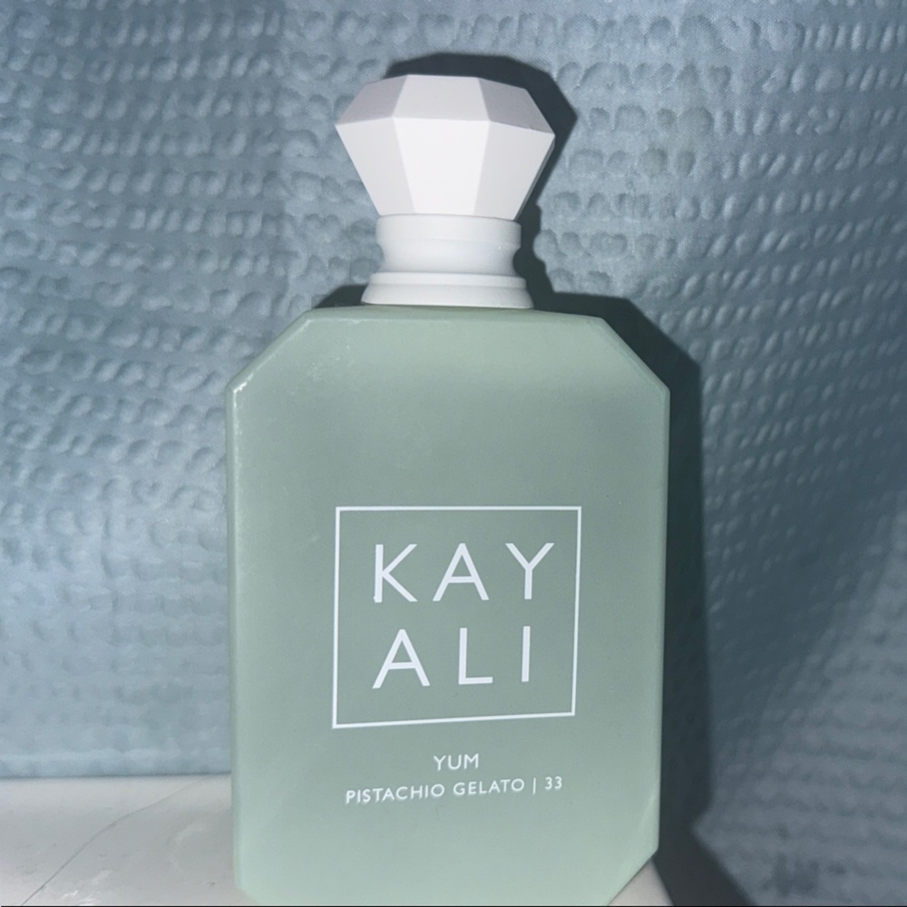 Pistachio Gelato Perfume - Green